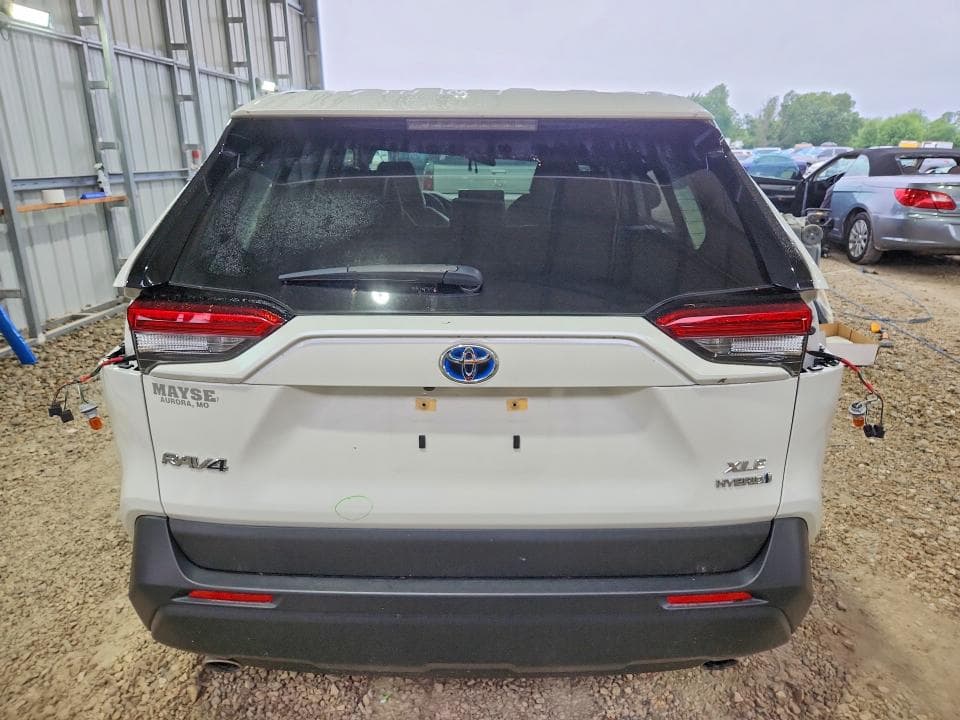 2021 TOYOTA RAV4 HYBRID XLE PREMIUM 6