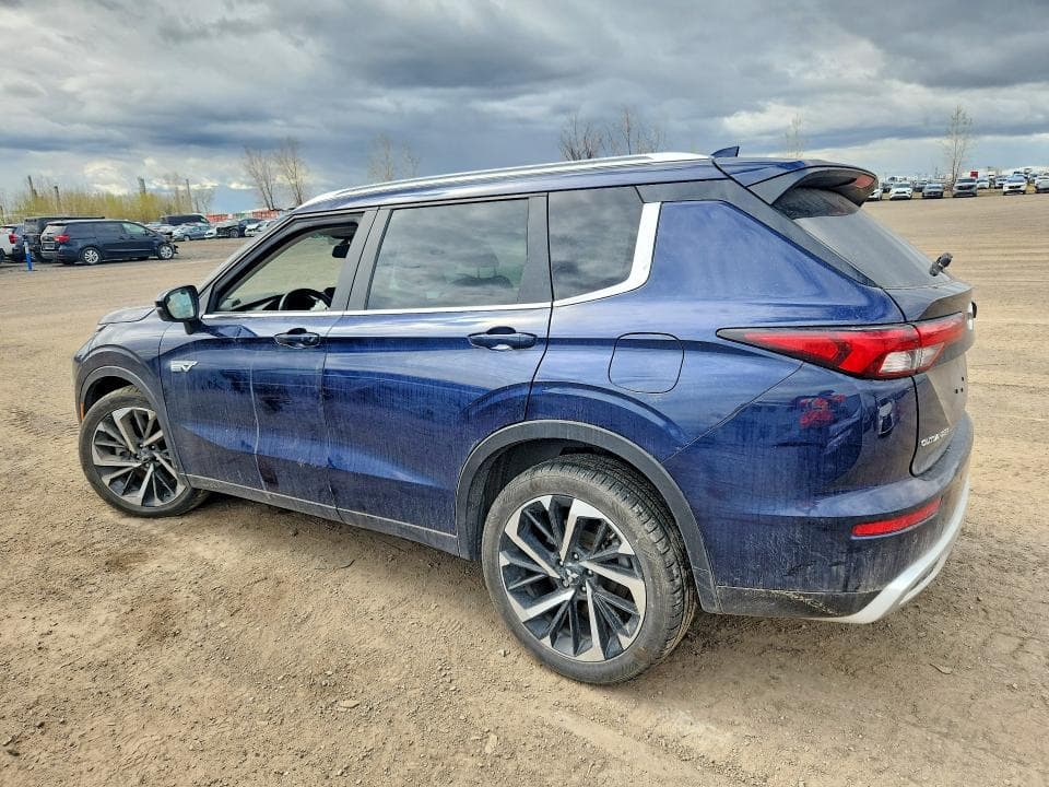 2023 MITSUBISHI OUTLANDER SE 2