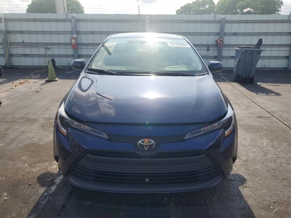 2026 TOYOTA COROLLA LE 5