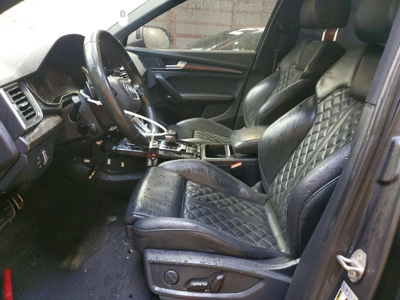 2018 AUDI SQ5 7