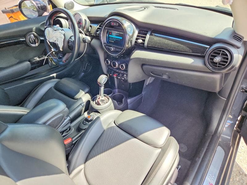 2019 MINI COOPER S 8