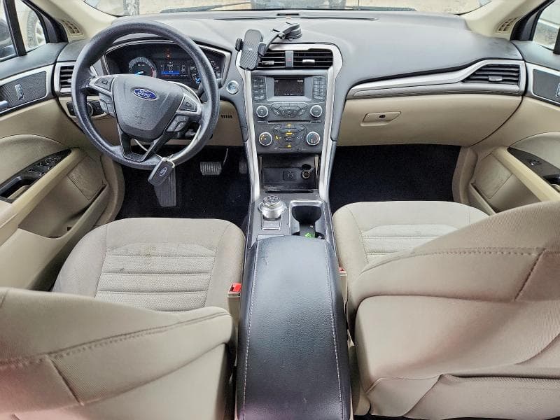 2017 FORD FUSION SE 8