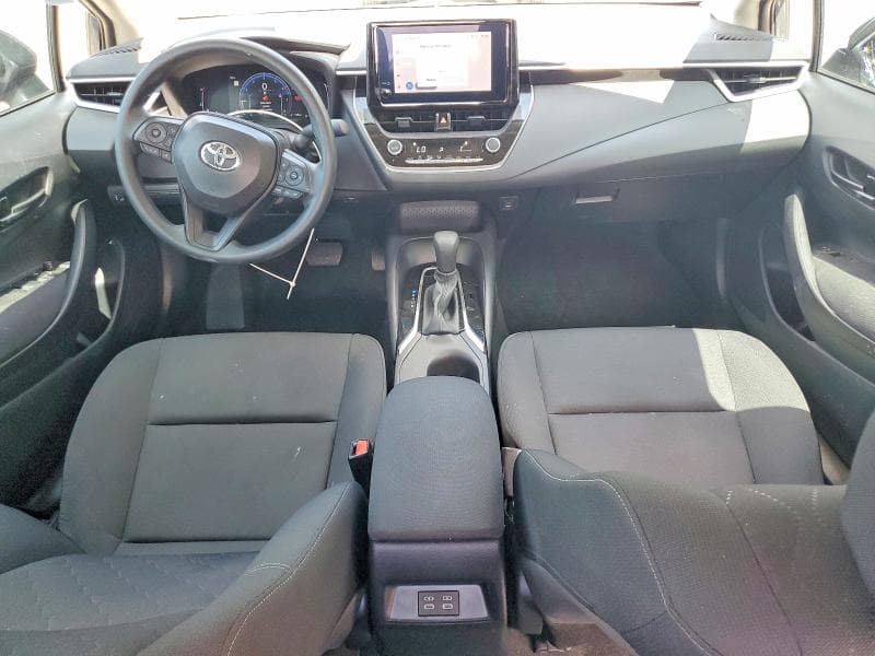 2026 TOYOTA COROLLA LE 8