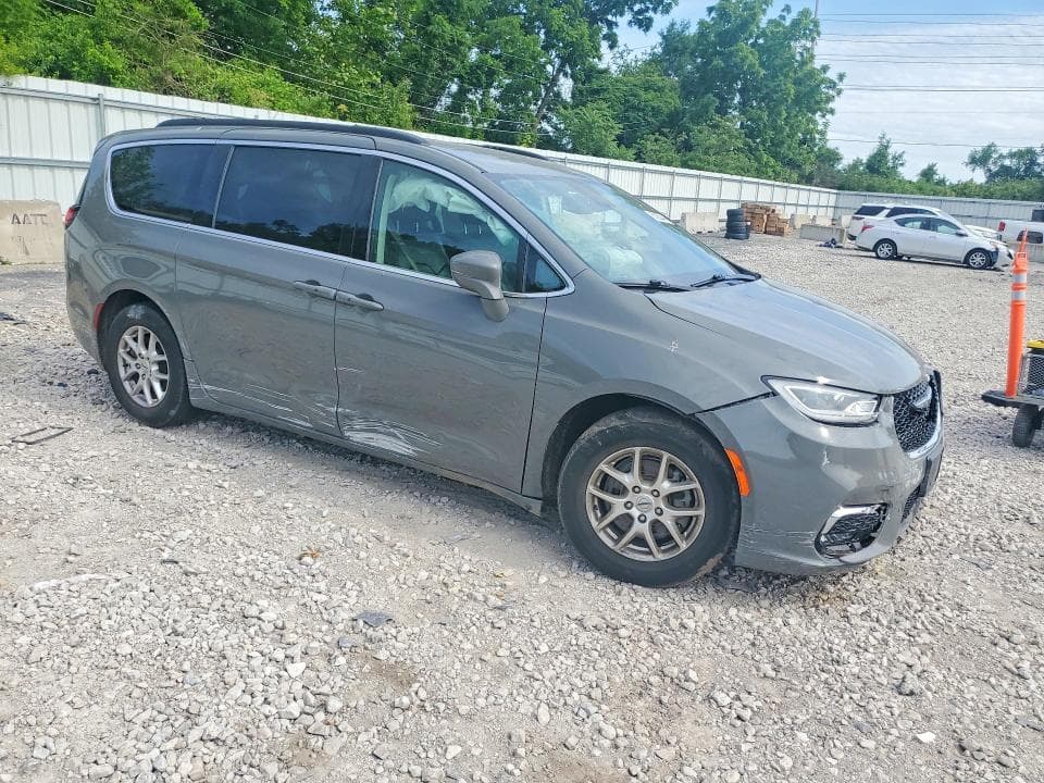 2022 CHRYSLER PACIFICA TOURING L 4