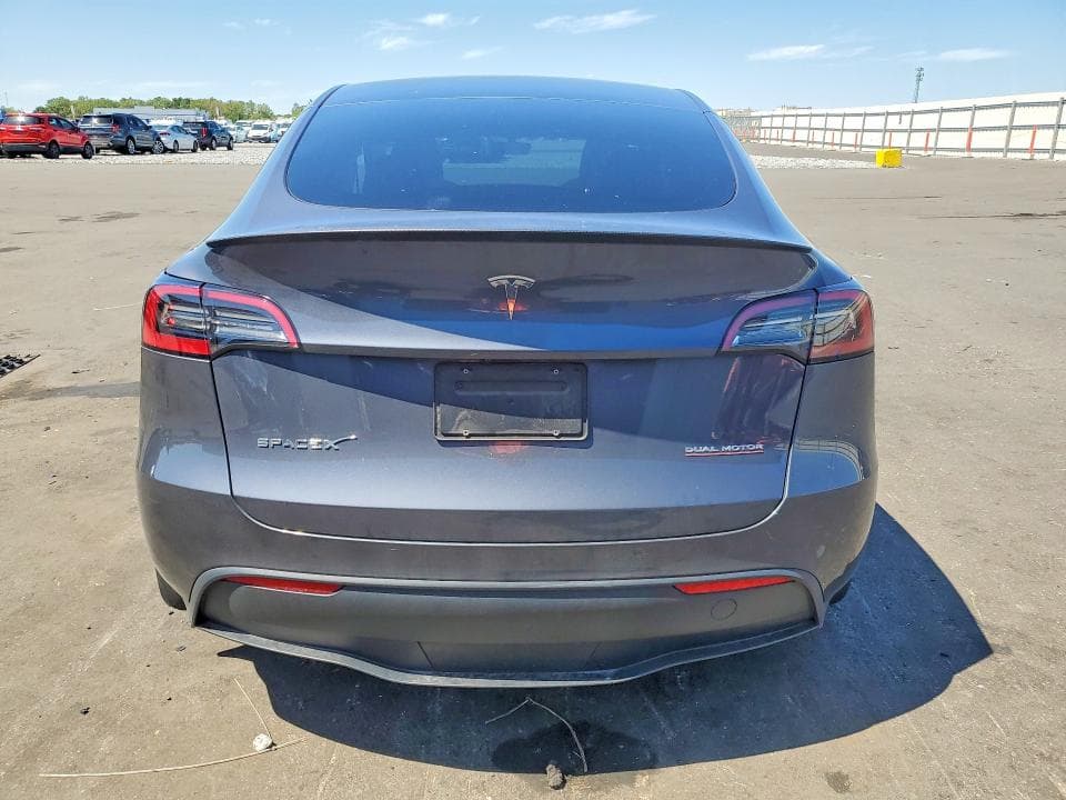 2023 TESLA MODEL Y 6