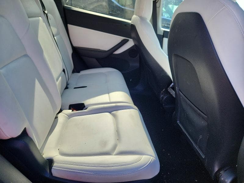 2022 TESLA MODEL Y 10