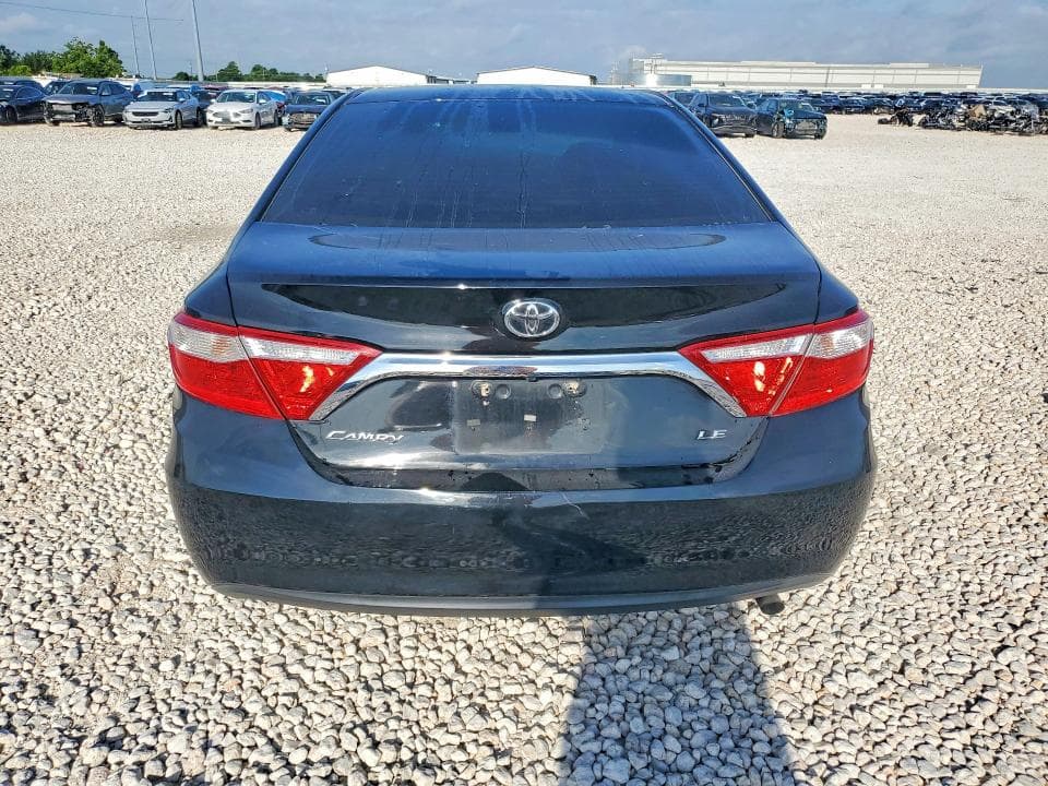 2017 TOYOTA CAMRY LE 6