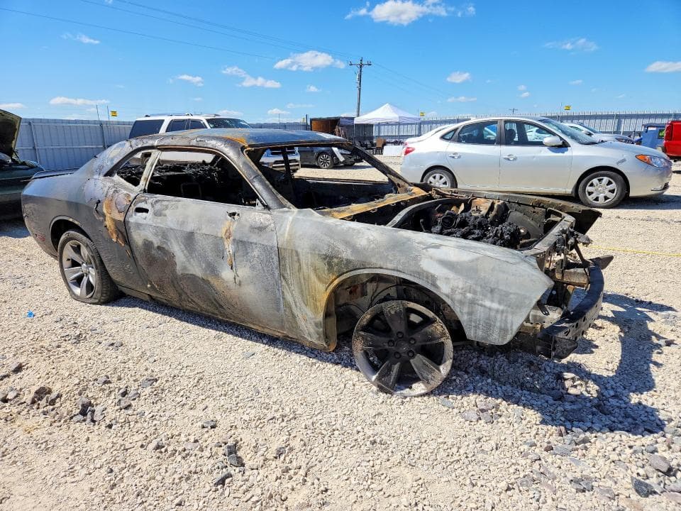 2018 DODGE CHALLENGER SXT 4