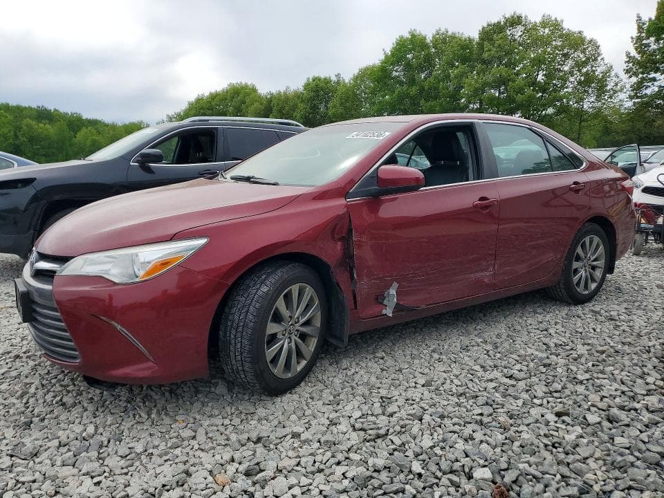 2016 TOYOTA CAMRY