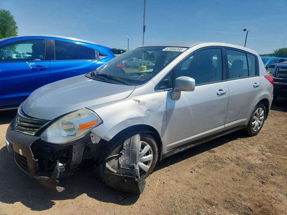 2011 NISSAN VERSA - 1