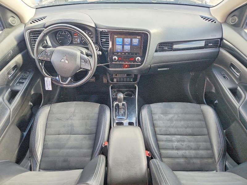 2020 MITSUBISHI OUTLANDER SE 8