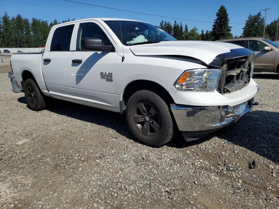 2022 RAM 1500 CLASSIC SLT 4