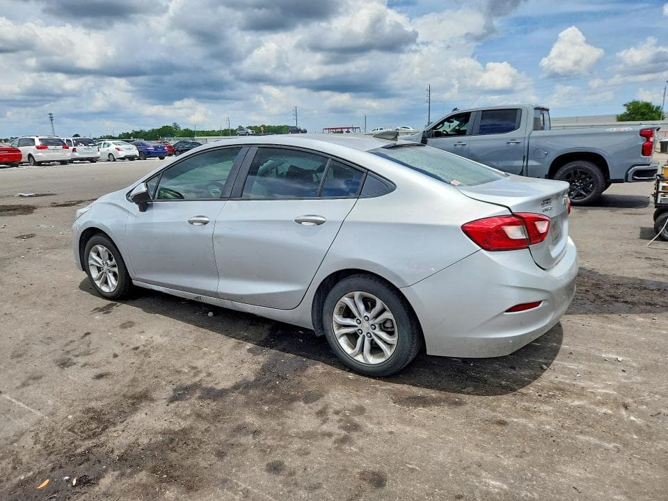 2019 CHEVROLET CRUZE LS 2