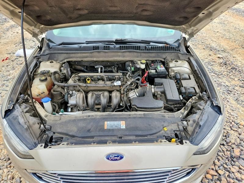 2017 FORD FUSION SE 11