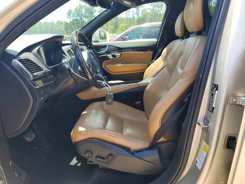 2018 VOLVO XC90 T5 7