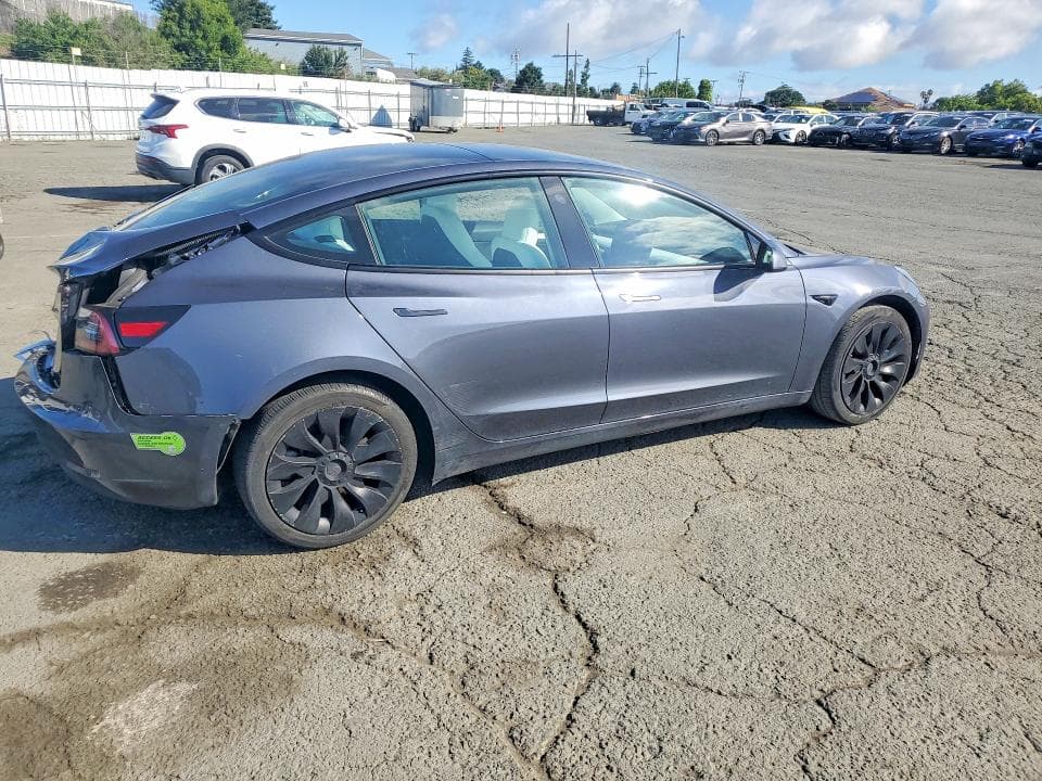 2023 TESLA MODEL 3 3
