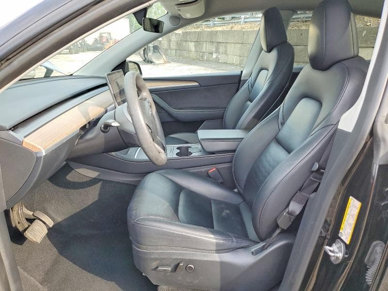 2024 TESLA MODEL Y 7