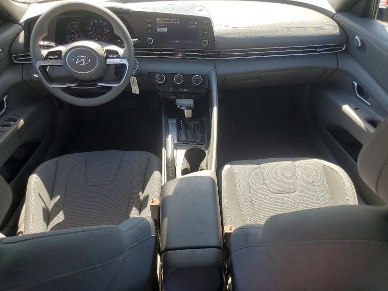 2021 HYUNDAI ELANTRA SE 8