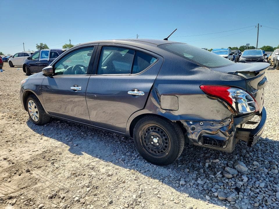 2018 NISSAN VERSA SV 2