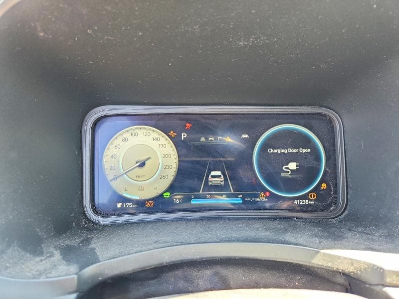 2023 HYUNDAI KONA SE 9