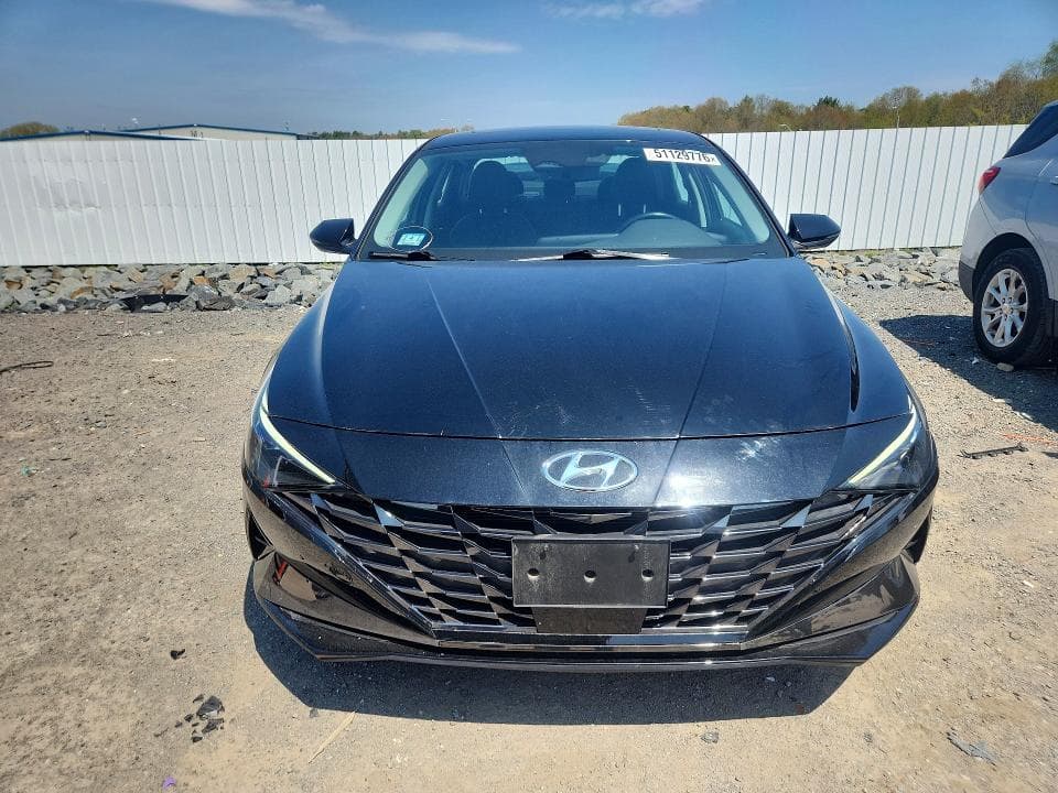 2023 HYUNDAI ELANTRA LIMITED 5