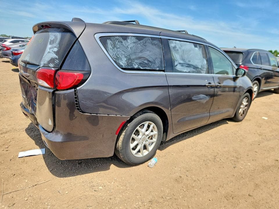 2017 CHRYSLER PACIFICA TOURING 3