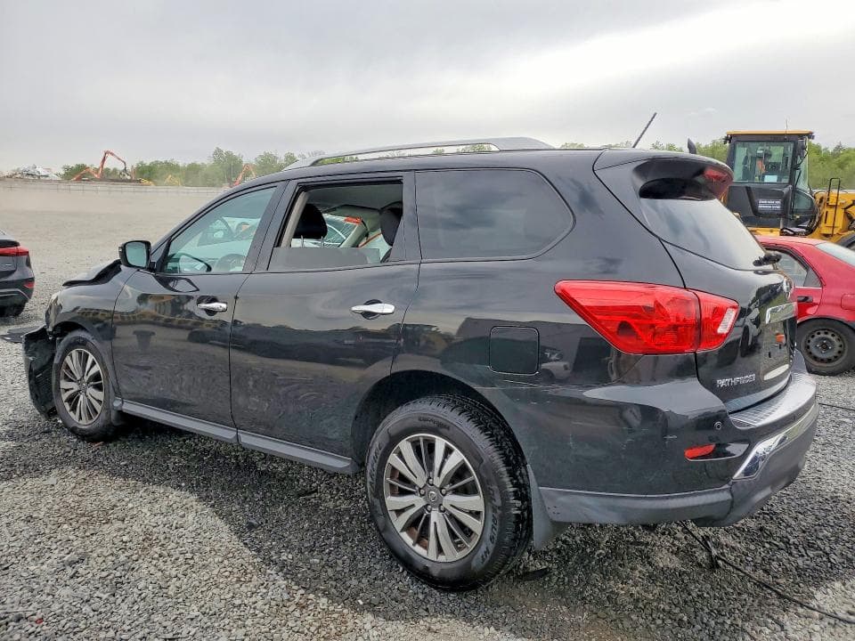 2017 NISSAN PATHFINDER SV 2