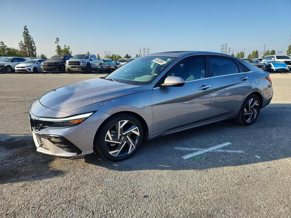 2024 HYUNDAI ELANTRA SEL