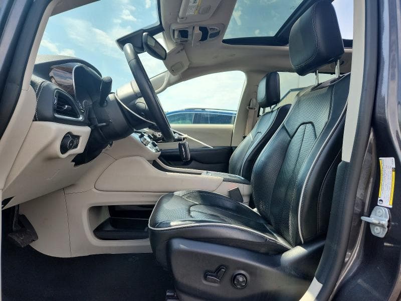 2023 CHRYSLER PACIFICA LIMITED 7