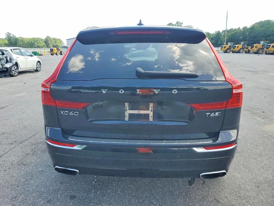 2018 VOLVO XC60 T6 6