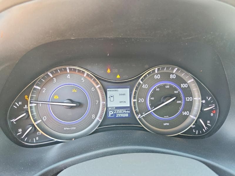 2017 INFINITI QX80 BASE 9