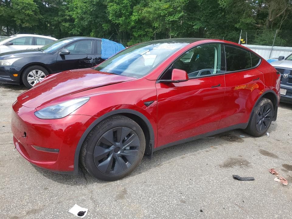 2025 TESLA MODEL Y