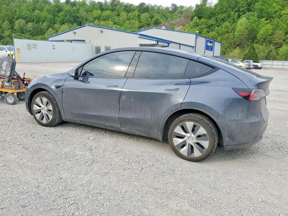 2023 TESLA MODEL Y 2