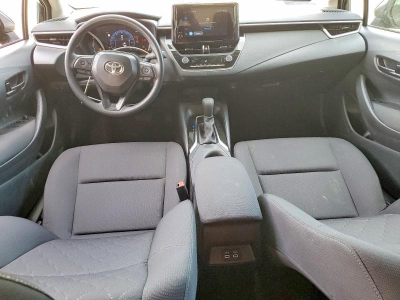 2026 TOYOTA COROLLA LE 8