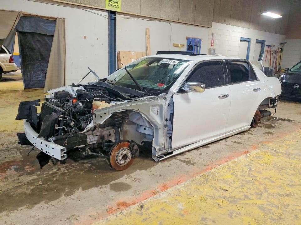 2016 CHRYSLER 300C - 1