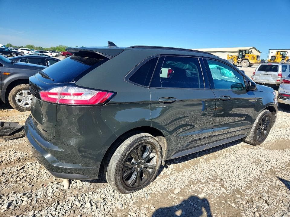 2024 FORD EDGE SE 3