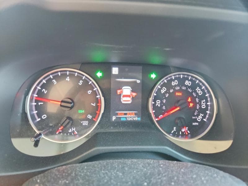 2022 TOYOTA RAV4 XLE 9