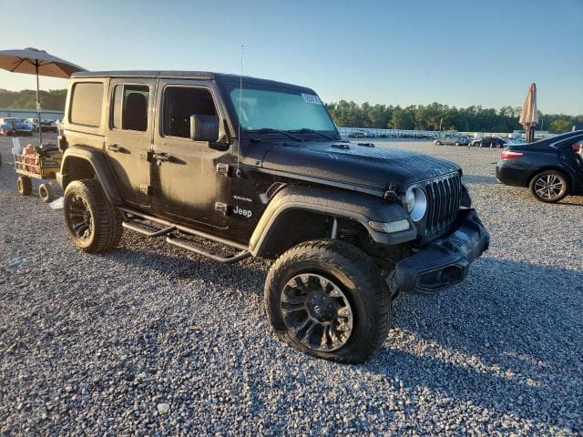 2018 JEEP WRANGLER UNLIMITED SAHARA 4