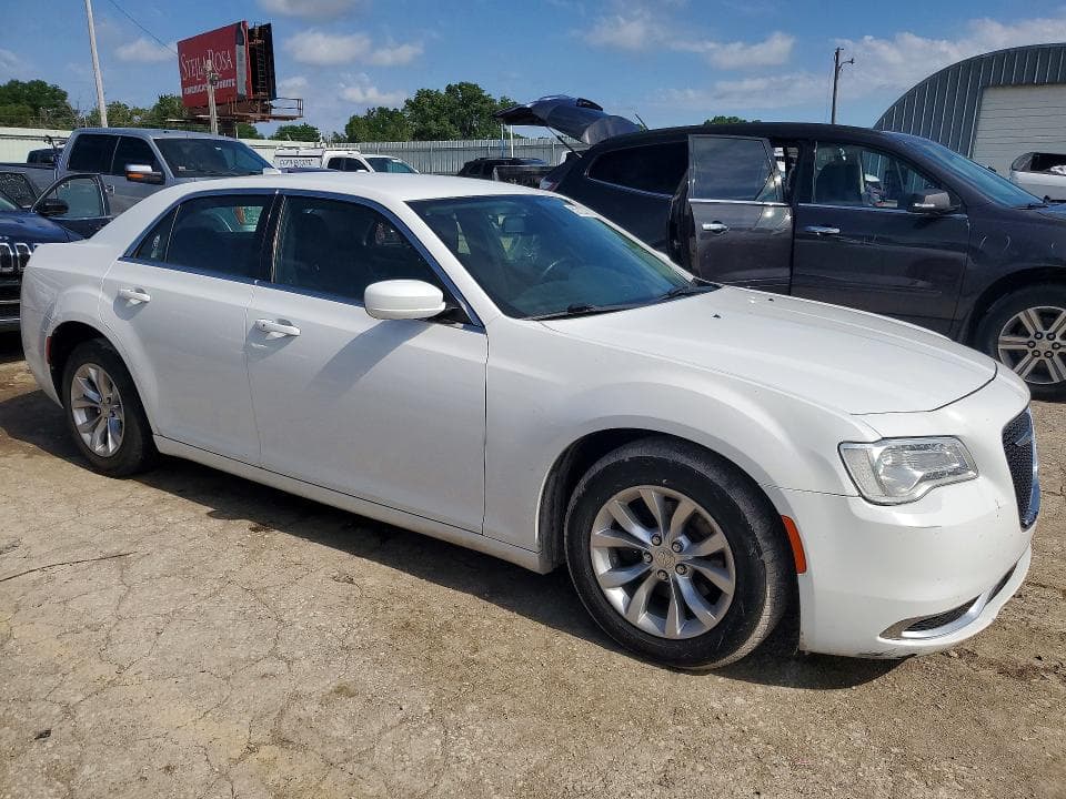 2019 CHRYSLER 300 TOURING 4