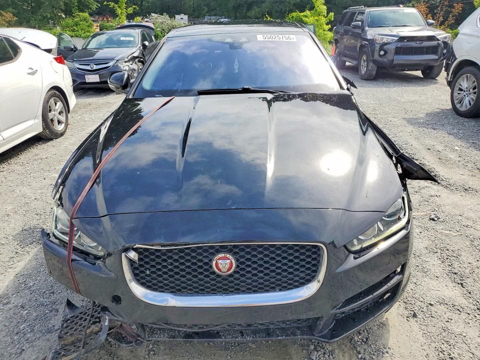 2018 JAGUAR XE PREMIUM 5