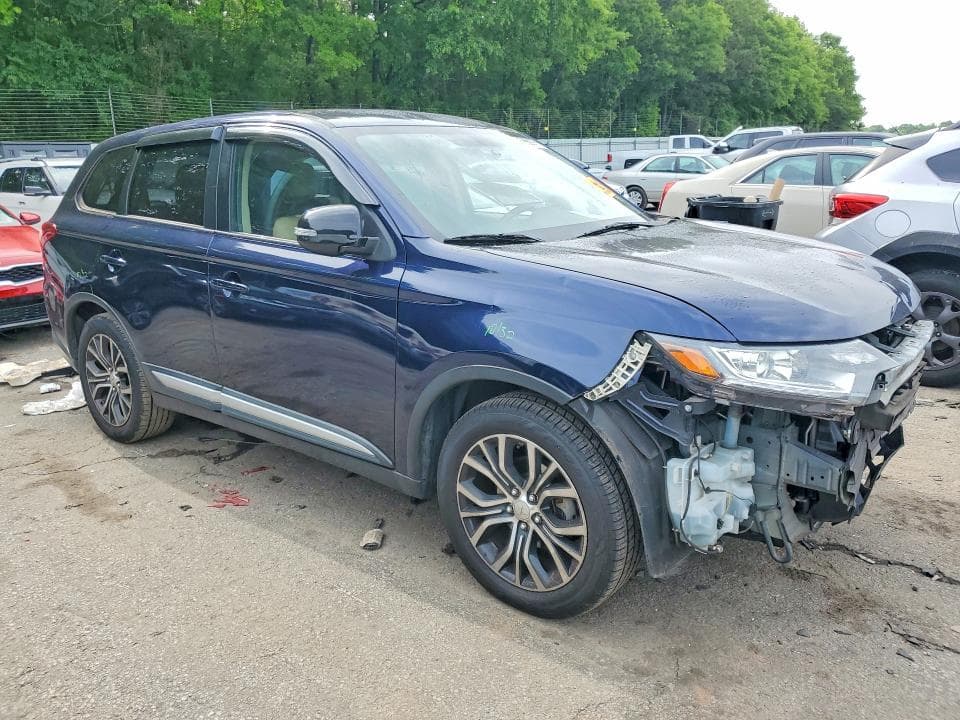 2017 MITSUBISHI OUTLANDER SE 4