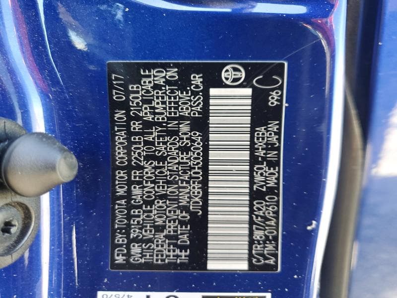2017 TOYOTA PRIUS ONE 12