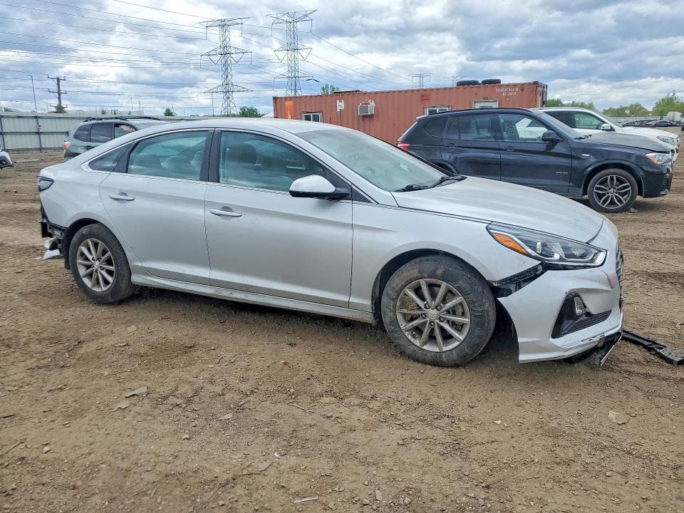 2019 HYUNDAI SONATA SE 4