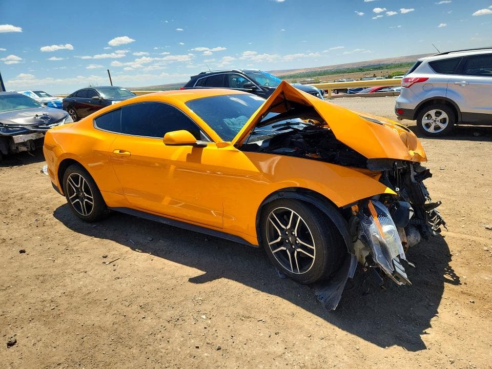 2019 FORD MUSTANG 4