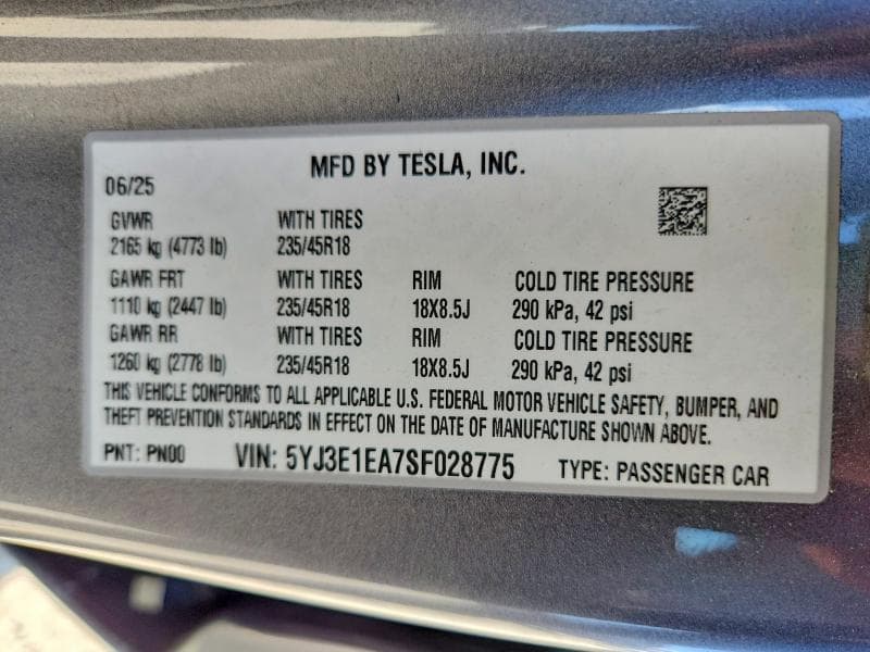 2025 TESLA MODEL 3 12