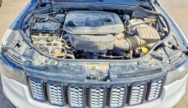 2017 JEEP GRAND CHEROKEE LAREDO 12