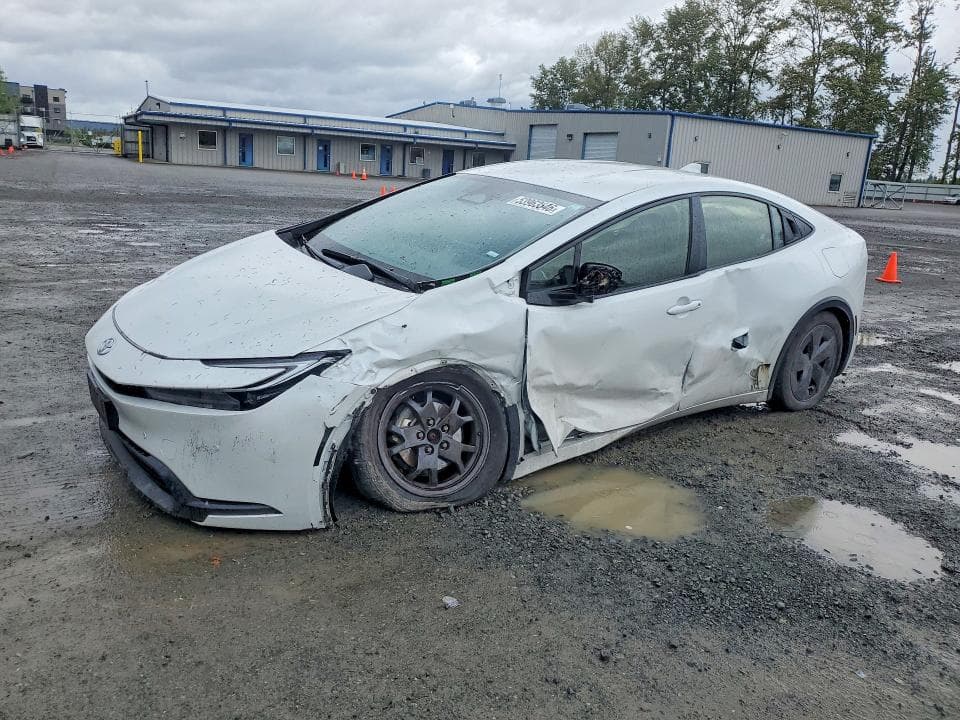 2024 TOYOTA PRIUS LE - 1