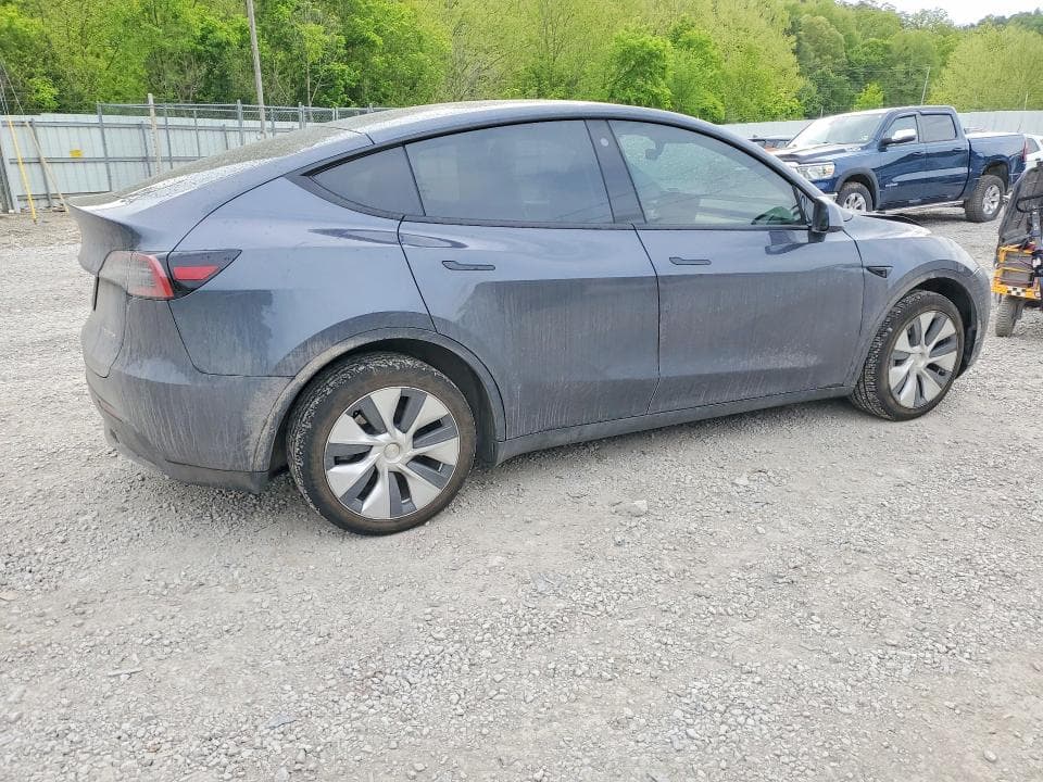 2023 TESLA MODEL Y 3