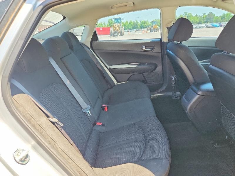 2020 KIA OPTIMA 10