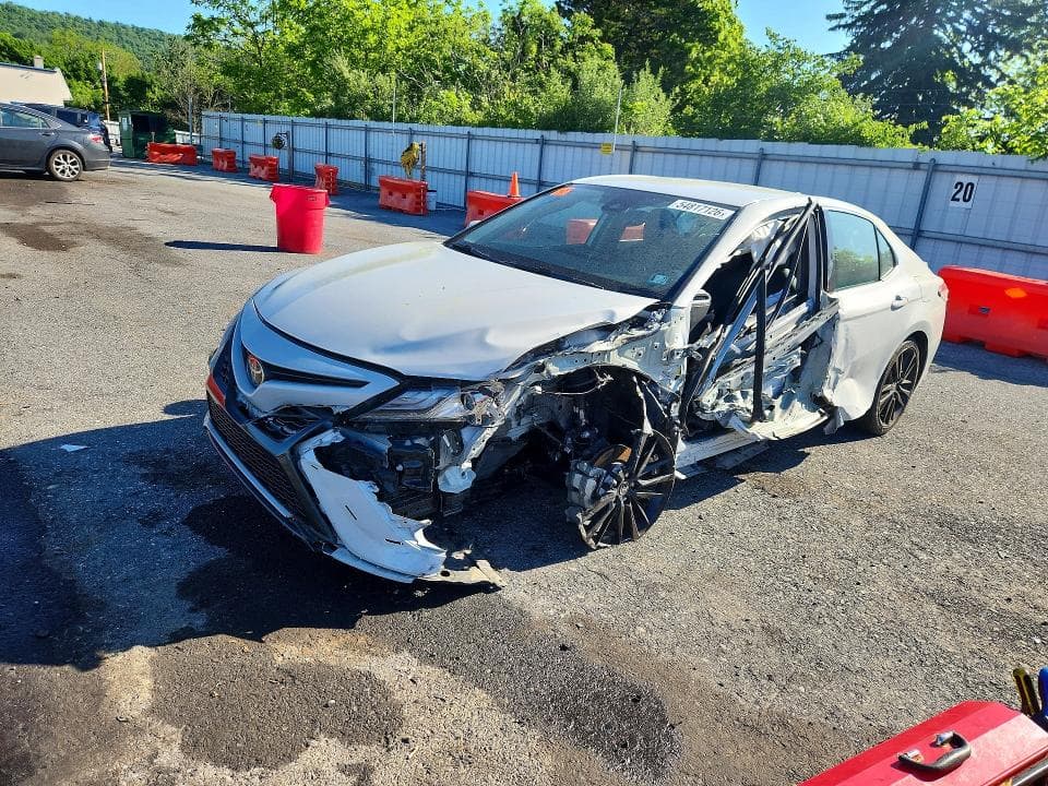 2024 TOYOTA CAMRY XSE - 1
